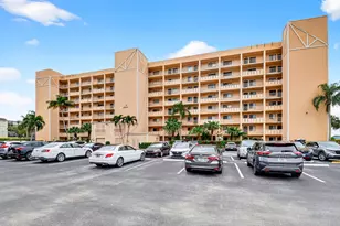 6866 Huntington Ln, Delray Beach, FL 33446 - Photo 5