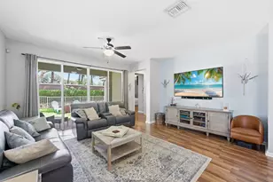 283 Mulberry Grove Rd, West Palm Beach, FL 33411 - Photo 13