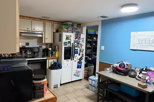 827 N A Street E, Lake Worth Beach, FL 33460 - Photo 3