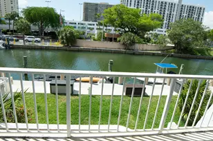 1650 NE 115th St, Miami, FL 33181 - Photo 9