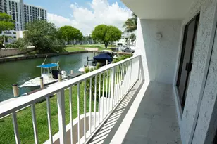 1650 NE 115th St, Miami, FL 33181 - Photo 7