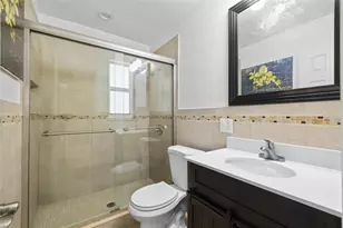 1712 NE 25th St, Wilton Manors, FL 33305 - Photo 13