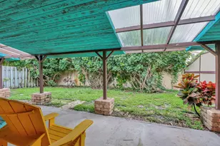 1003 Raintree Ln, Palm Beach Gardens, FL 33410 - Photo 29