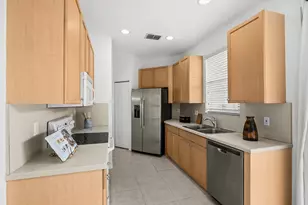 9558 SW Flowermound Cir, Port Saint Lucie, FL 34987 - Photo 11