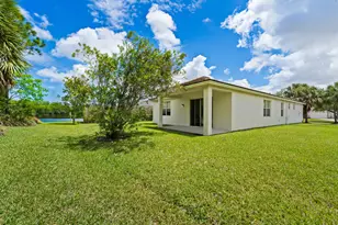 9558 SW Flowermound Cir, Port Saint Lucie, FL 34987 - Photo 3