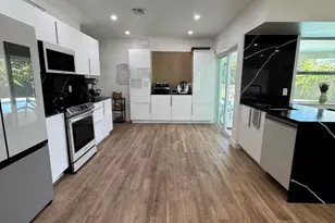 400 SW 9th Ave, Boca Raton, FL 33486 - Photo 5