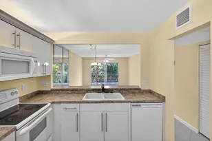3060 Holiday Springs Blvd, Margate, FL 33063 - Photo 7