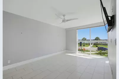 3901 S Flagler Drive #203, West Palm Beach, FL 33405 - Photo 9