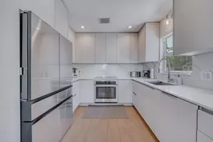 5870 SW 46th Terrace, Miami, FL 33155 - Photo 9