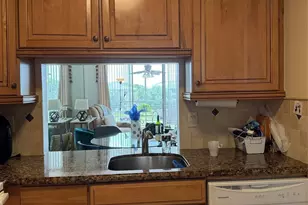 9230 Lagoon Pl N, Davie, FL 33324 - Photo 7