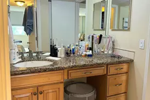 9230 Lagoon Pl N, Davie, FL 33324 - Photo 19