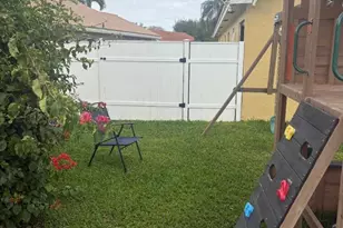 8520 Tourmaline Blvd, Boynton Beach, FL 33472 - Photo 25