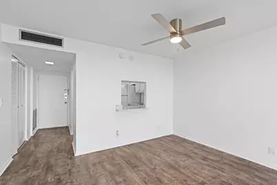 470 Executive Center Drive #5k, West Palm Beach, FL 33401 - Photo 5