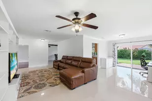 8557 Shadow Wood Blvd, Coral Springs, FL 33071 - Photo 11