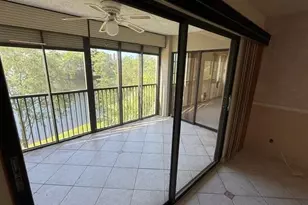 2238 N Cypress Bend Dr, Pompano Beach, FL 33069 - Photo 23