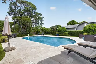 706 Foxpointe Cir, Delray Beach, FL 33445 - Photo 41