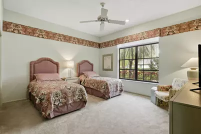 10330 Silver Lake Drive, Boca Raton, FL 33428 - Photo 23