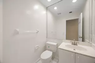 4720 NW 7th St, Deerfield Beach, FL 33442 - Photo 47