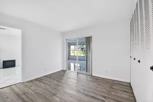2886 E Fernley Dr Dr E, West Palm Beach, FL 33415 - Photo 19
