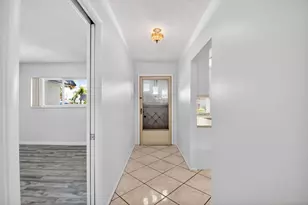 2886 E Fernley Dr Dr E, West Palm Beach, FL 33415 - Photo 3