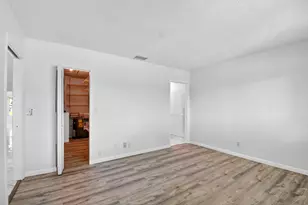 2886 E Fernley Dr Dr E, West Palm Beach, FL 33415 - Photo 27