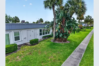 2886 E Fernley Dr Drive E #9, West Palm Beach, FL 33415 - Photo 39