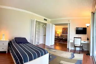 823 Cypress Blvd, Pompano Beach, FL 33069 - Photo 11