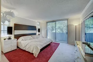 823 Cypress Blvd, Pompano Beach, FL 33069 - Photo 5