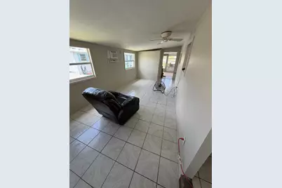 1670 SW 85th Avenue, Davie, FL 33324 - Photo 9