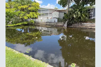 1670 SW 85th Avenue, Davie, FL 33324 - Photo 5