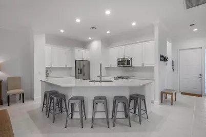 2920 Twin Oaks Way, Wellington, FL 33414 - Photo 13
