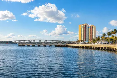 301 Lake Shore Drive #105, Lake Park, FL 33403 - Photo 25