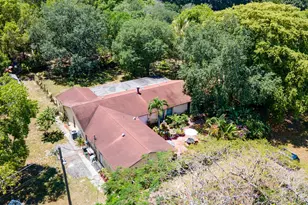 16688 Rustic Rd, Wellington, FL 33470 - Photo 9