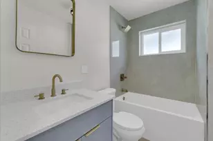 8431 NW 27th Pl, Sunrise, FL 33322 - Photo 23