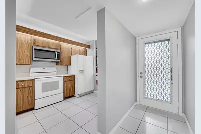 1713 Whitehall Drive #103, Davie, FL 33324 - Photo 5