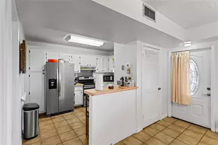 8990 S Hollybrook Blvd, Pembroke Pines, FL 33025 - Photo 9