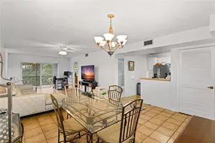 8990 S Hollybrook Blvd, Pembroke Pines, FL 33025 - Photo 5
