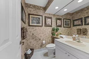 16997 Freshwind Cir, Jupiter, FL 33477 - Photo 19