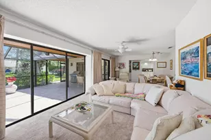 16997 Freshwind Cir, Jupiter, FL 33477 - Photo 9