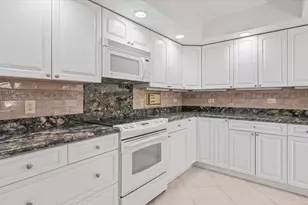 16997 Freshwind Cir, Jupiter, FL 33477 - Photo 5