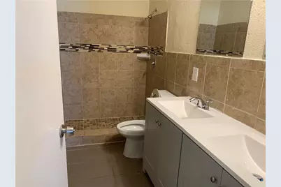 2701 NW 21st Street, Fort Lauderdale, FL 33311 - Photo 17