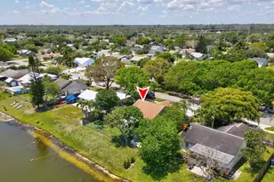 1392 Thornridge Ln, Royal Palm Beach, FL 33411 - Photo 43