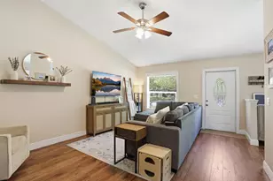 1392 Thornridge Ln, Royal Palm Beach, FL 33411 - Photo 7