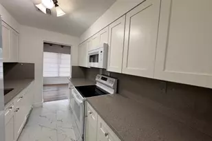 11 NW 56th St, Oakland Park, FL 33309 - Photo 13