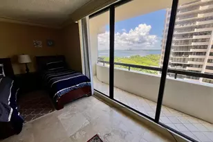 4100 N Ocean Dr, Singer Island, FL 33404 - Photo 33