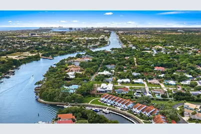 2267 Windsor Road, Palm Beach Gardens, FL 33410 - Photo 25