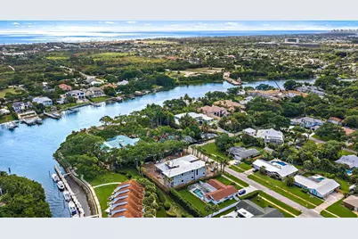 2267 Windsor Road, Palm Beach Gardens, FL 33410 - Photo 21