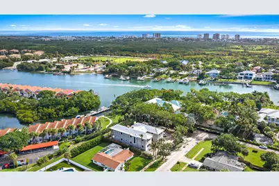 2267 Windsor Road, Palm Beach Gardens, FL 33410 - Photo 13