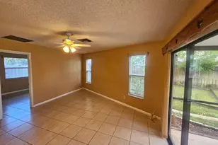 903 NW Spruce Ridge Dr, Stuart, FL 34994 - Photo 9