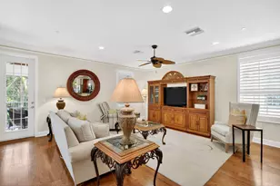 540 SW Akron Ave, Stuart, FL 34994 - Photo 7